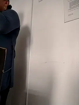 Natasha milf   online show from 04-13-26, 12:53