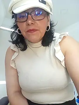 Snapshot of Natasha_milf__ chatting on 03-10-25, 02:26 Natasha milf online show from 03-10-25, 02:26