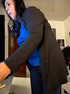 Natasha milf   online show from 05-02-26, 01:05