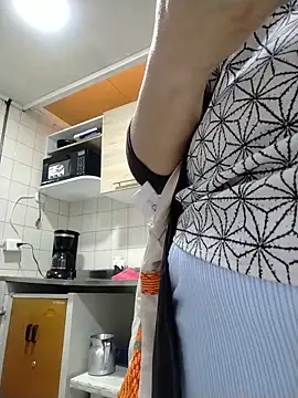 Natasha milf   online show from 05-14-26, 12:46
