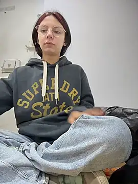 Bonniepark online show from 03-18-26, 01:53