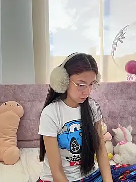 Bonniepark online show from 03-11-26, 08:03