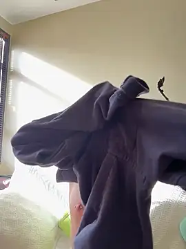 Bonniepark online show from 10-13-25, 12:40