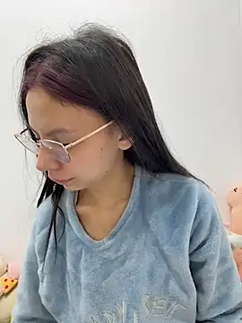 Bonniepark online show from 12-14-25, 10:10