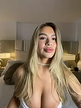  laura 02 online show from 04-04-26, 07:31