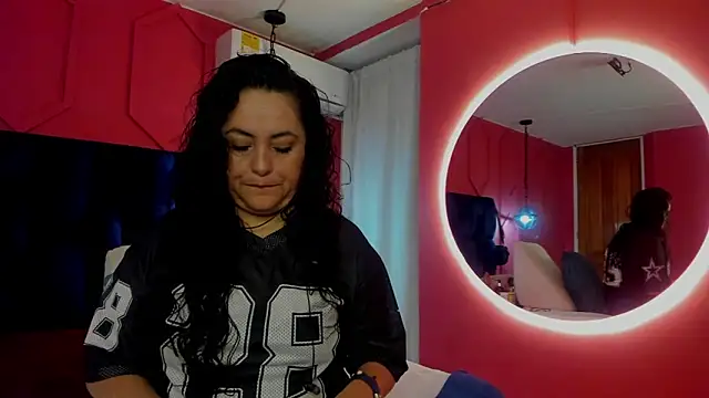 hanny milf online show from 05-17-26, 11:43