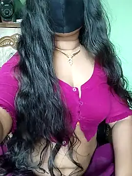Snapshot of Idhika_Paul chatting on 03-09-25, 07:45 Idhika Paul online show from 03-09-25, 07:45