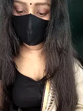 Idhika Paul online show from 11-06-25, 12:42