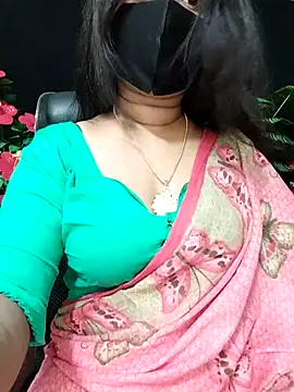 Snapshot of Idhika_Paul chatting on 10-09-25, 12:22 Idhika Paul online show from 10-09-25, 12:22