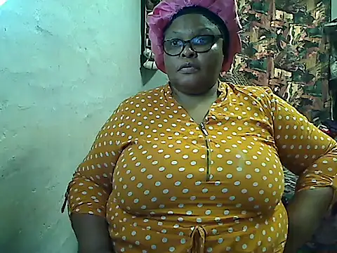 Snapshot of HOTSUGARX5 chatting on 11-11-25, 02:45 HOTSUGARX5 online show from 11-11-25, 02:45