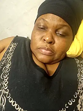 Snapshot of HOTSUGARX5 chatting on 03-12-25, 04:24 HOTSUGARX5 online show from 03-12-25, 04:24