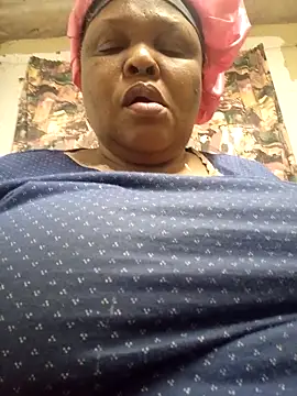 Snapshot of HOTSUGARX5 chatting on 10-25-25, 06:45 HOTSUGARX5 online show from 10-25-25, 06:45