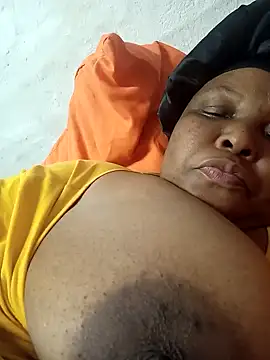 Snapshot of HOTSUGARX5 chatting on 01-17-25, 05:53 HOTSUGARX5 online show from 01-17-25, 05:53