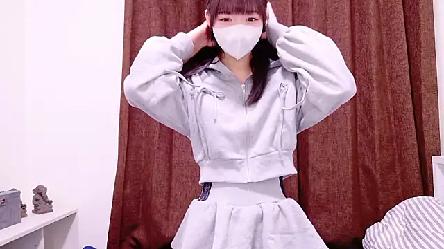 Snapshot of siorin_18 chatting on 10-21-25, 11:53 siorin 18 online show from 10-21-25, 11:53
