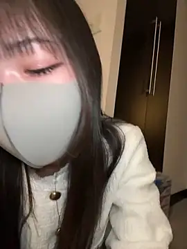Snapshot of siorin_18 chatting on 03-08-25, 02:40 siorin 18 online show from 03-08-25, 02:40