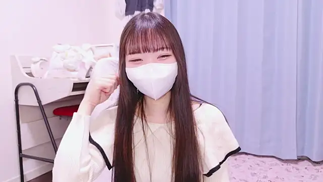 Snapshot of siorin_18 chatting on 01-28-25, 12:32 siorin 18 online show from 01-28-25, 12:32