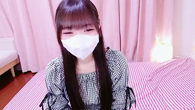 Snapshot of siorin_18 chatting on 06-16-26, 12:16 siorin 18 online show from 06-16-26, 12:16