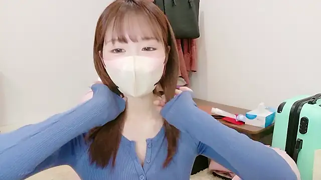 Yui-Ch online show from 02-16-26, 01:10