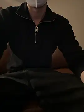 Snapshot of -mirai- chatting on 12-16-25, 08:51 -mirai- online show from 12-16-25, 08:51