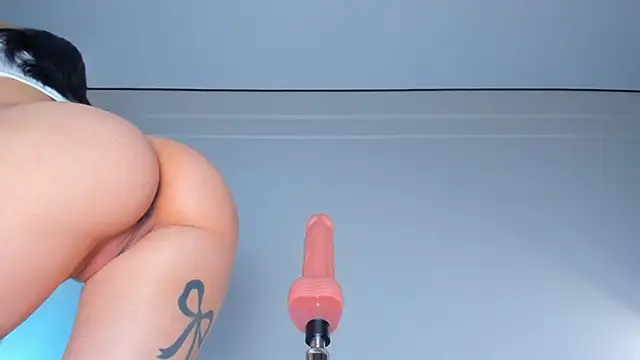 maakimo online show from 02-18-26, 07:06