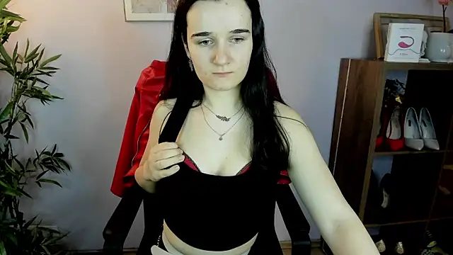 Snapshot of KateDelight chatting on 03-01-25, 10:45 KateDelight online show from 03-01-25, 10:45