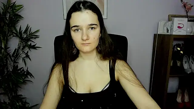 Snapshot of KateDelight chatting on 02-02-25, 07:30 KateDelight online show from 02-02-25, 07:30
