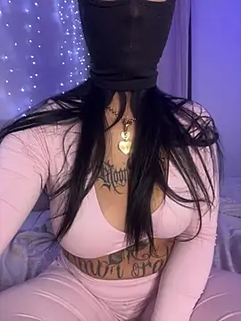 kamila french online show from 01-06-26, 09:41