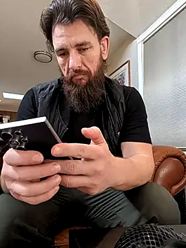 Armyexhibitionistvet online show from 02-22-26, 09:38