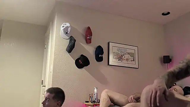 Armyexhibitionistvet online show from 03-04-26, 09:28