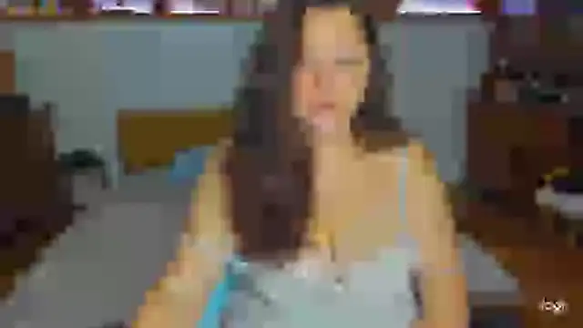 Snapshot of SoftlyShine chatting on 10-16-25, 07:55 SoftlyShine online show from 10-16-25, 07:55