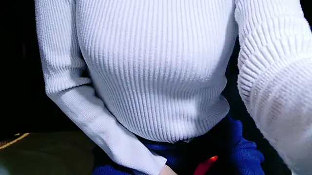 Snapshot of sayaka_xo chatting on 02-14-25, 12:14 sayaka xo online show from 02-14-25, 12:14