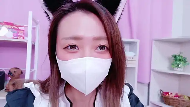 Snapshot of ayu_yu_xo chatting on 10-31-25, 03:52 ayu yu xo online show from 10-31-25, 03:52