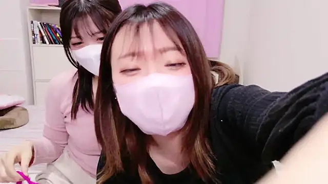 Snapshot of ayu_yu_xo chatting on 02-25-25, 04:35 ayu yu xo online show from 02-25-25, 04:35