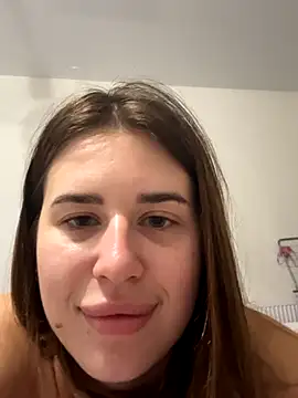Milkissss online show from 10-23-25, 07:34