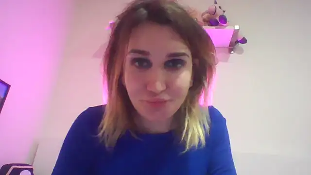 Icy  Diamond online show from 10-20-25, 04:29