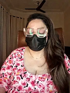 Snapshot of SEXY-Sardarni chatting on 02-10-26, 03:11 SEXY-Sardarni online show from 02-10-26, 03:11