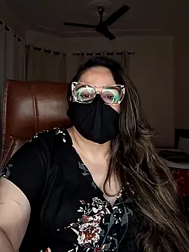 SEXY-Sardarni online show from 01-18-25, 03:49