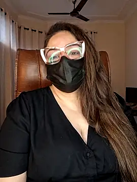 Snapshot of SEXY-Sardarni chatting on 01-18-26, 08:51 SEXY-Sardarni online show from 01-18-26, 08:51