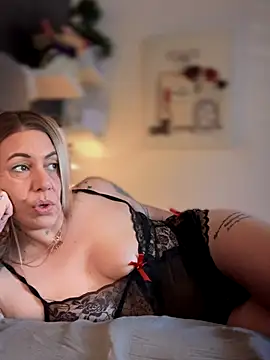 blondebitch2 online show from 09-29-25, 08:43