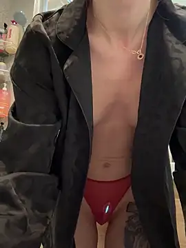 Snapshot of mollyyank chatting on 03-20-26, 08:15 mollyyank online show from 03-20-26, 08:15