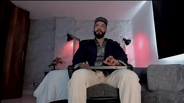 bruno woods online show from 11-29-25, 01:00