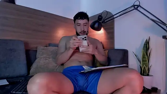 Snapshot of bruno_woods chatting on 06-02-26, 02:06 bruno woods online show from 06-02-26, 02:06