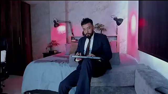 bruno woods online show from 11-20-25, 01:45