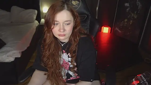 carolina elf online show from 02-21-25, 10:28