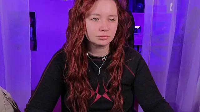 carolina elf online show from 10-22-25, 05:18