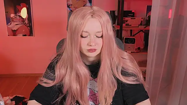 carolina elf online show from 03-31-26, 05:09