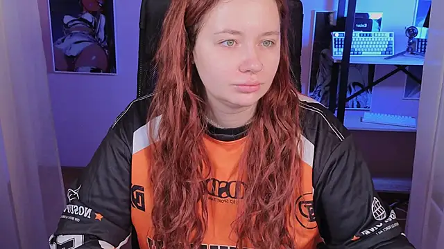 carolina elf online show from 10-29-25, 07:18