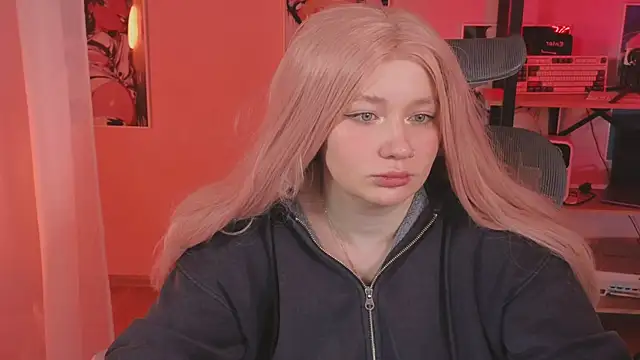 carolina elf online show from 04-04-26, 05:03