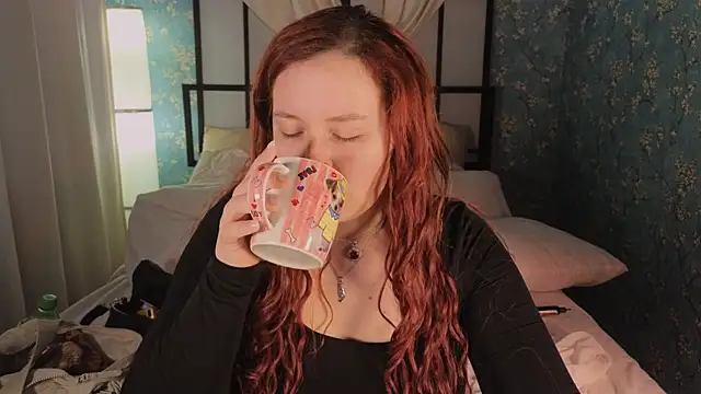 carolina elf online show from 10-18-25, 05:31