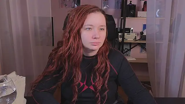 carolina elf online show from 10-24-25, 10:36